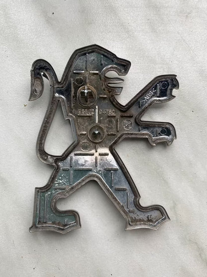 Renault 207 Kofferraum Emblem 9680294780