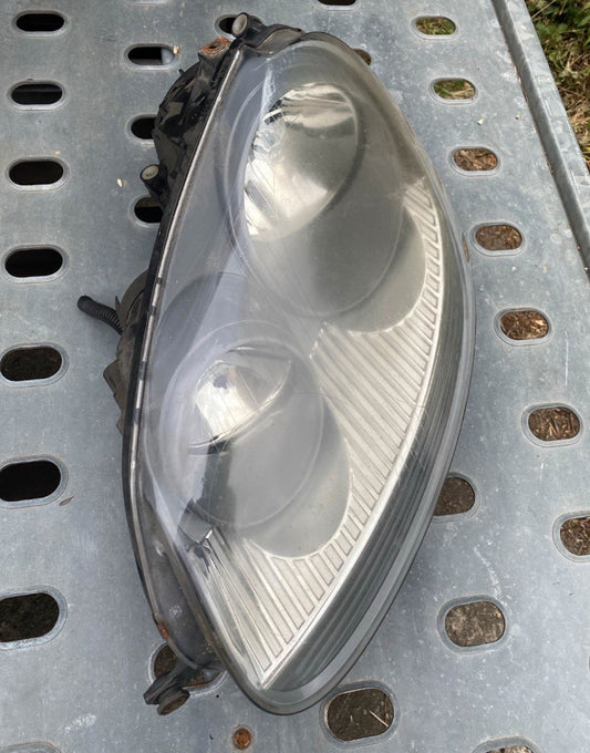 VW Golf 5 Frontscheinwerfer links