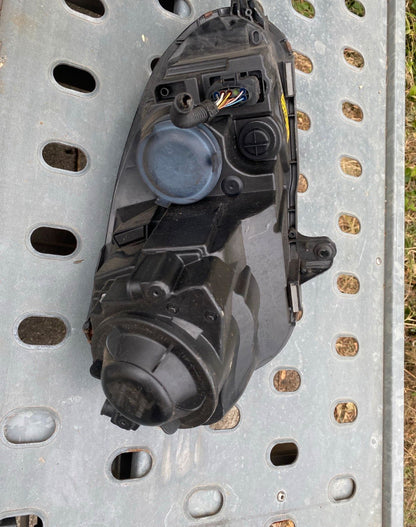 VW Golf 5 Frontscheinwerfer links