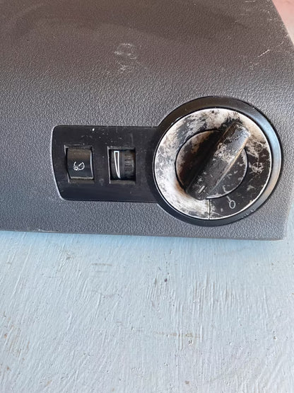 VW Touran 1 1T1858365 Verkleidung Fußraumverkleidung