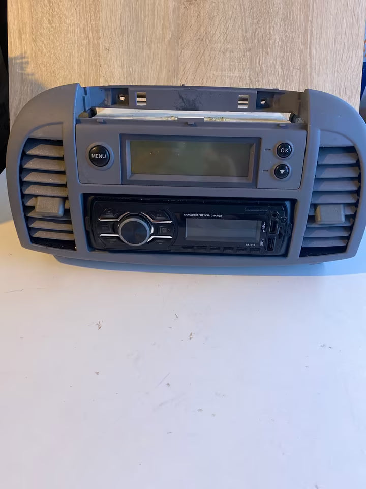 Nissan Micra K12 Radio Mittelkonsole Lüftgitter