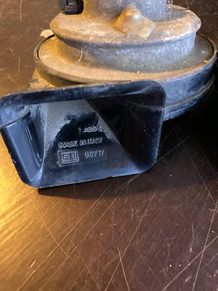 Hupe Fiamm 35717 BMW E30