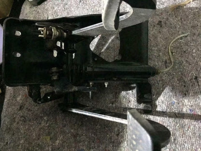 Mercedes 407 Pedalblock