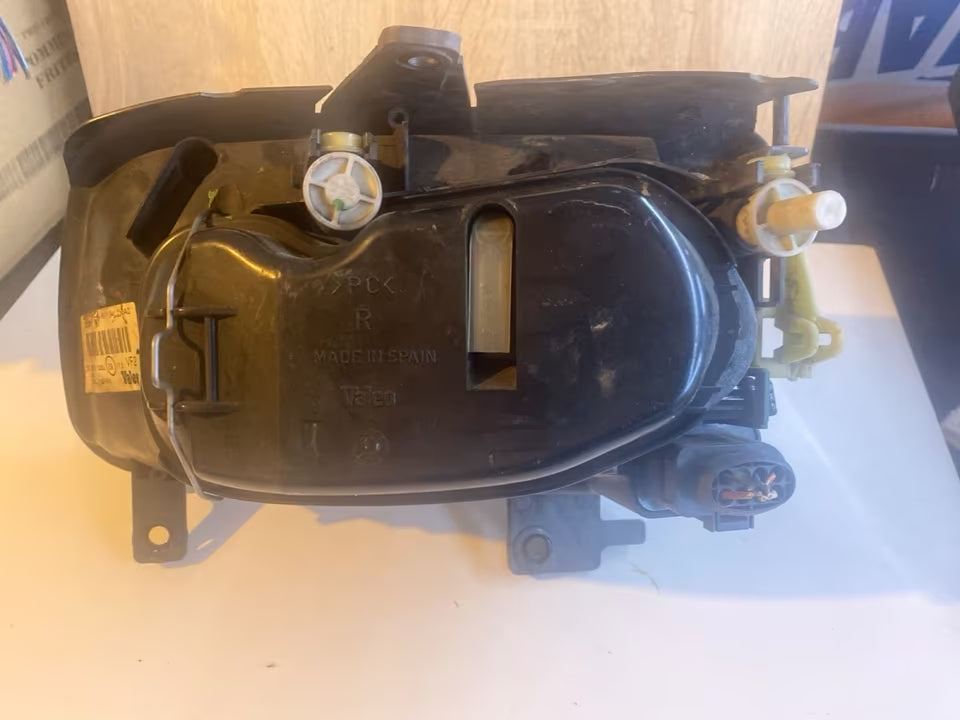 VW Polo 6N Frontscheinwerfer Rechts 6N1941016AD