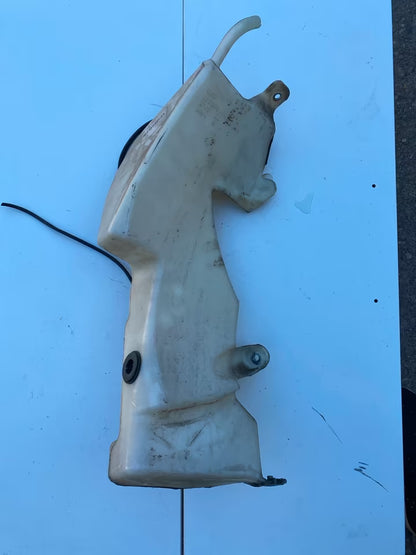Audi A4 B6 scheibenwischwasserbehälter 8E955451 inklusive Pumpe