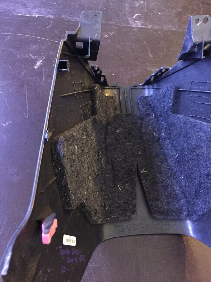 Toyota Corolla Verso E12 Blende Mittelkonsole 5543413020