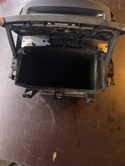 Nissan Primera P12 CDPlayer Konsole