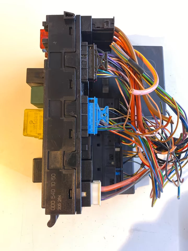 W208 W210 SAM Module 0195455632