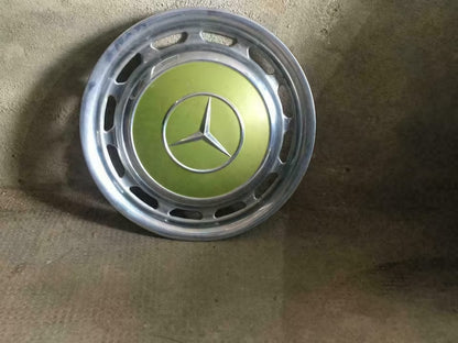 Mercedes Benz Oldtimer Radkappen