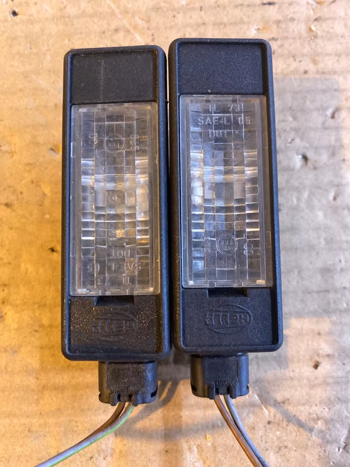 Kennzeichenleuchte 9635678580 Original Hella Set