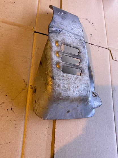 Toyota Corolla Katabdeckung am Motor