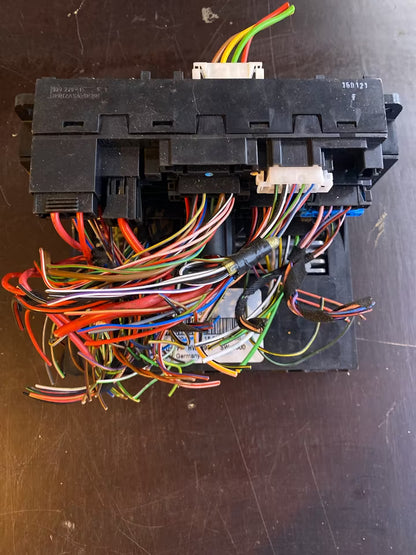 MercedesW203 Sam Modul A0025459301 5DK00797320