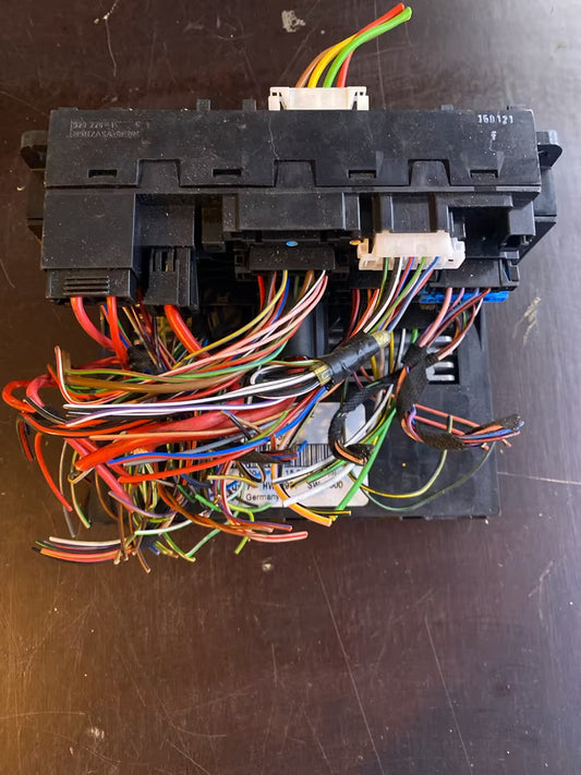 MercedesW203 Sam Modul A0025459301 5DK00797320