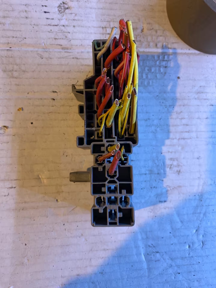 Renault Megane 2 Sicherheitskasten