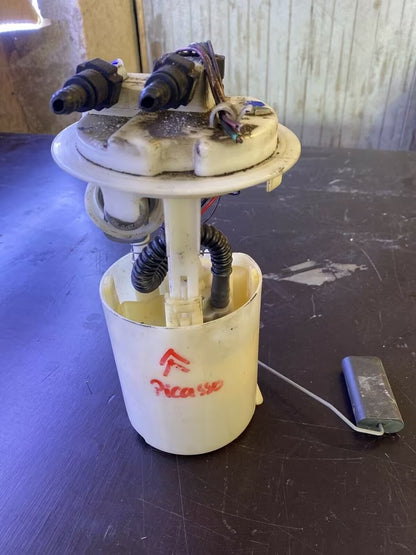 Citreön Peugeot Kraftstoffpumpe 9633294680