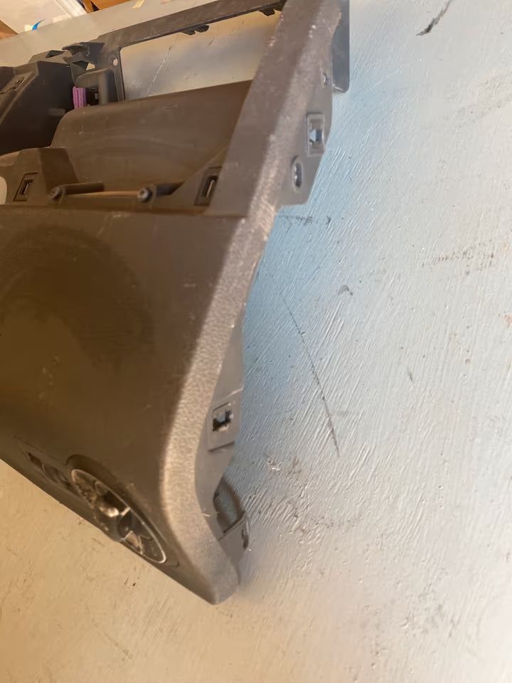 VW Touran 1 1T1858365 Verkleidung Fußraumverkleidung