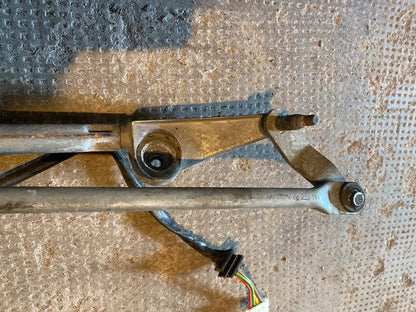 Mercedes w203 Scheibenwischergestänge mit Motor 2038200342