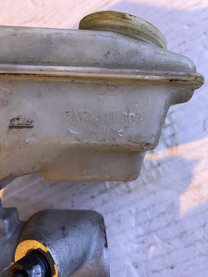 Seat Alhambra Hauptbremszylinder 7M3611303