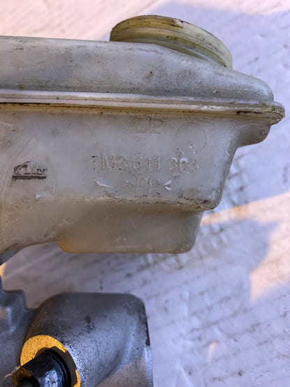 Seat Alhambra Hauptbremszylinder 7M3611303