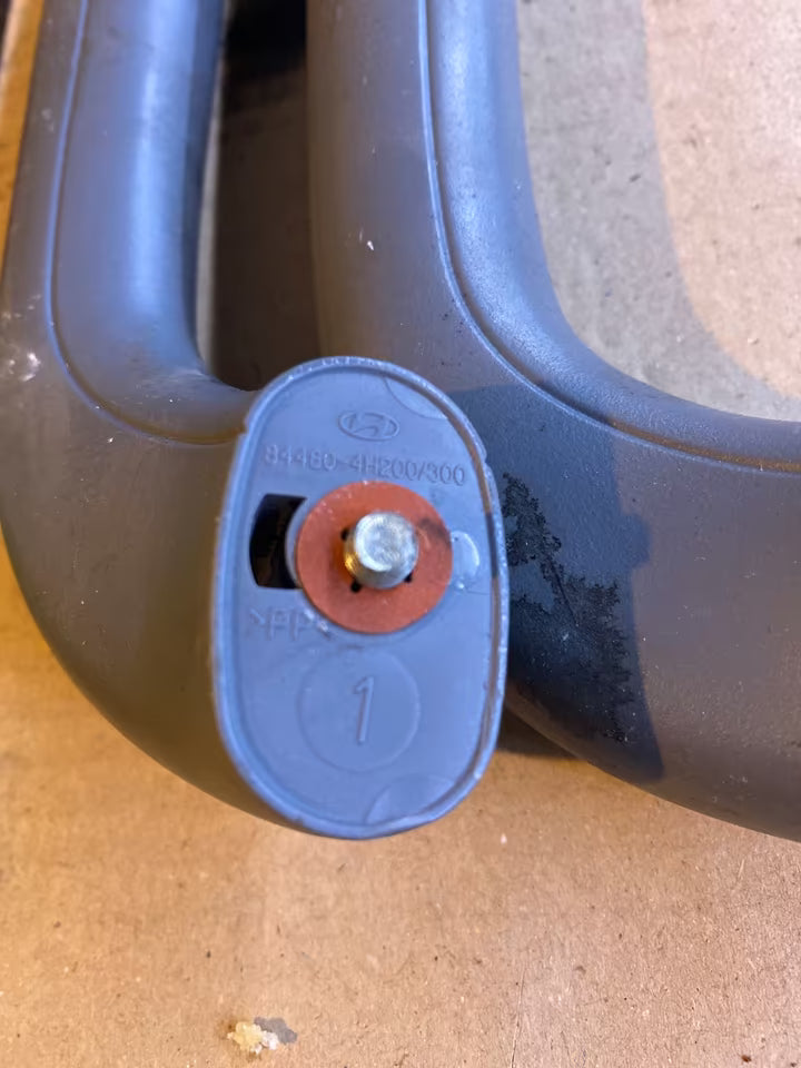 Hyundai Griffe 84480-4H200/300