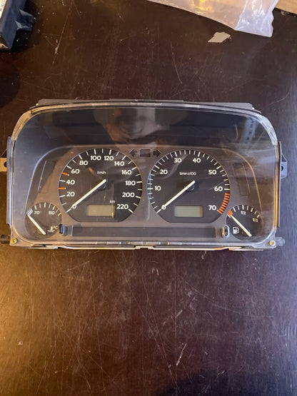VW Golf 3 VENTO Tacho Kombiinstrument 1H0919860C