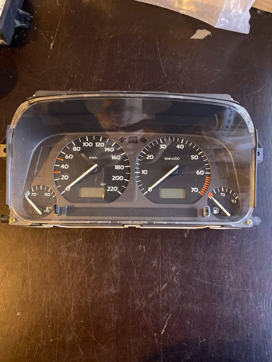 VW Golf 3 VENTO Tacho Kombiinstrument 1H0919860C