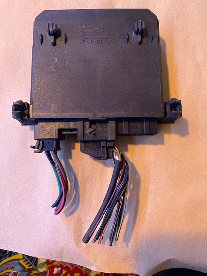 Mercedes W210 Türsteuergerät links 2108207526