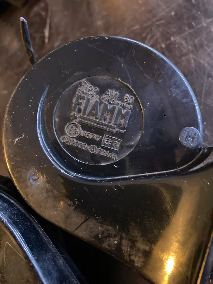 Hupe Fiamm 35717 BMW E30