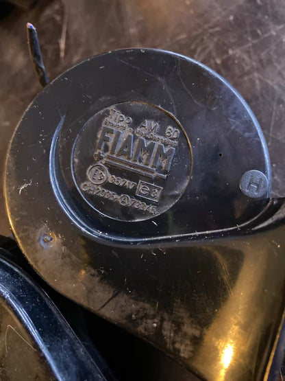 Hupe Fiamm 35717 BMW E30