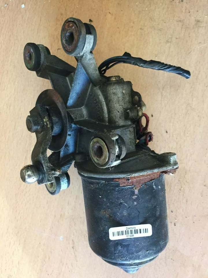 Nissan Micra K10 Heckscheibenwischermotor