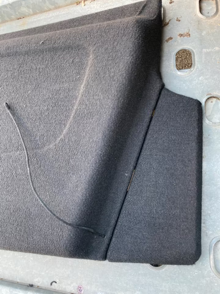 Nissan Sunny N14 (3-Türer, 1.4 LX) Hutablage