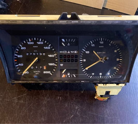 VW Golf 2 - Tacho 191919033 ME 6160512004
