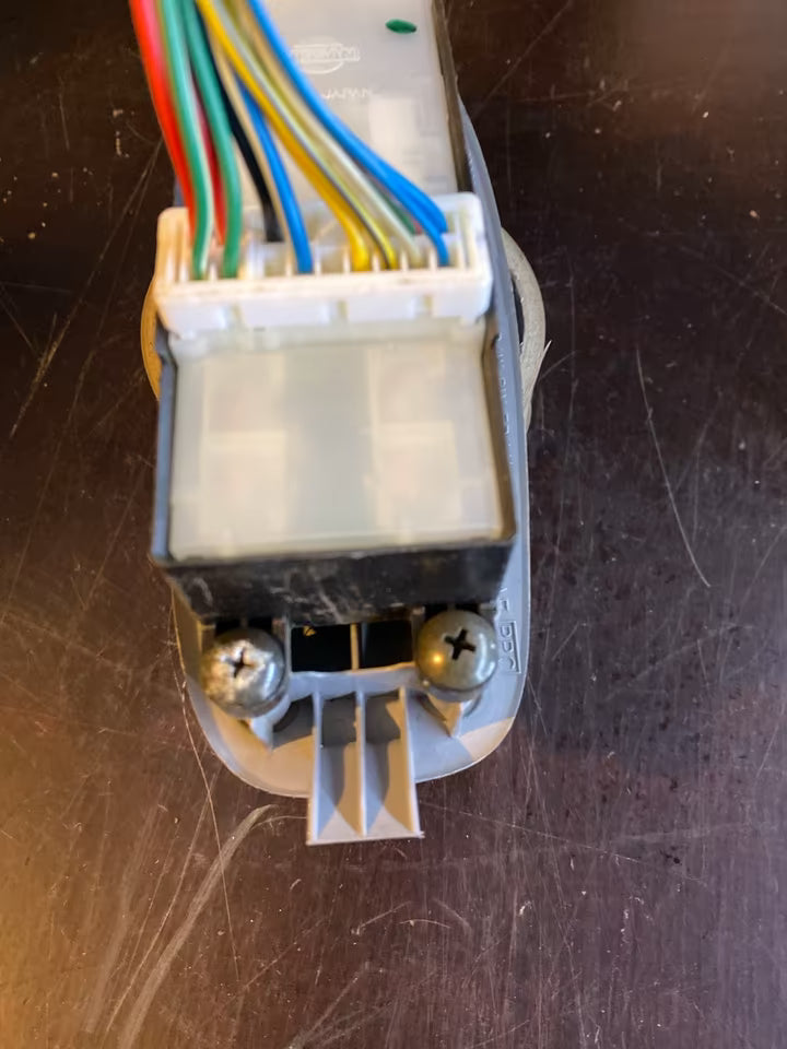 NISSAN ALMERA TINO FENSTERHEBERSCHALTER