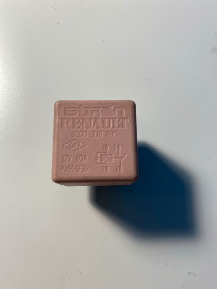 Relais 8200338695 Renault