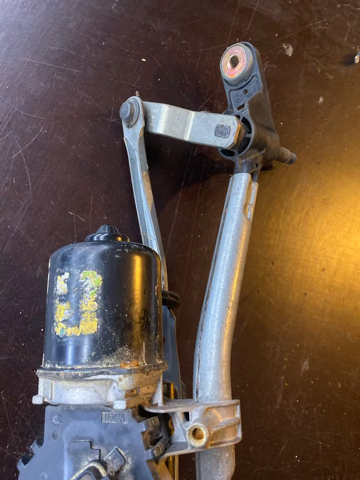 Renault Clio III Wischergestänge mit Motor 7701061590