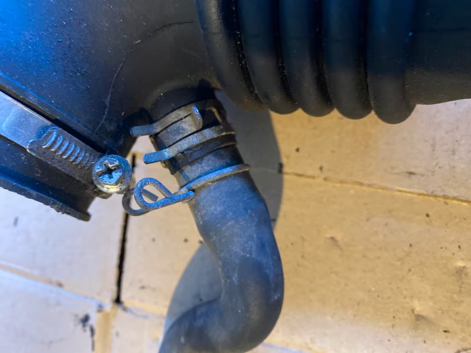 Toyota Corolla Ansaugrohr 17881-27060