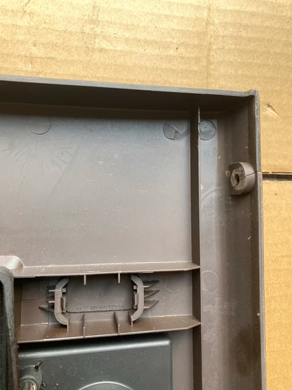 Mercedes 507 D Mittelkonsole 6736880008