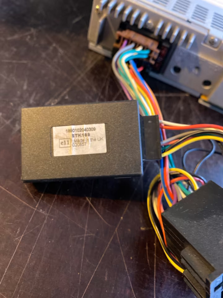 LG Autoradio mit CD Player