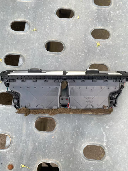 Audi A4 B8 Luftdüse 8E0820951H