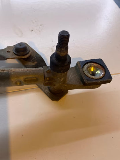 FORD FOCUS II Wischergestänge vorne mit Motor 3397020850