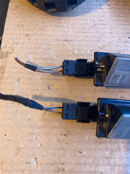 BMW E36 Original Kennzeichenlampe ULO 3554 Set