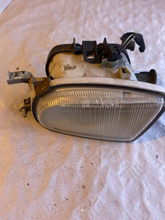 Mercedes W210 Nebelscheinwerfer Rechts 1708200256