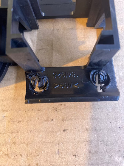 VW Passat 3B 1841928 Schaltereinheit Halterung Leuchtwei