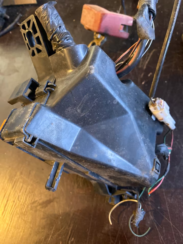 Toyota Yaris Relaikasten 4858