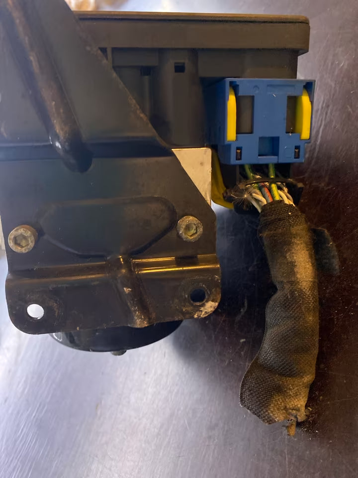 Citroën C5 ABS Block 10096011063 9641767380