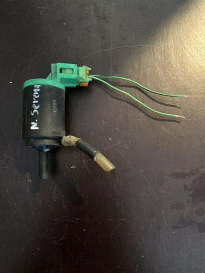 Nissan Serena Wischwasserpumpe 28920J