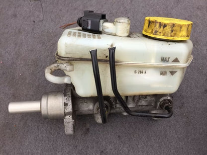 Skoda Fabia 2006 Hauptbremszylinder mit Behälter