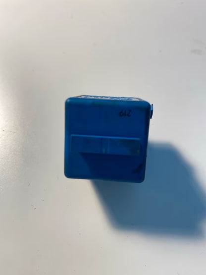 Relais BMW 6136-8364581