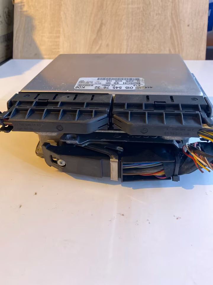 Mercedes W210 Motorsteuergerät A0175459032 & 0155457632