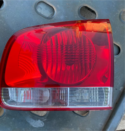 VW Touareg 7LA , 7L6, 7L7 Rückleuchte Rechts 28268003